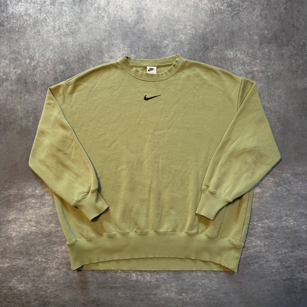 Nike Center Swoosh Crewneck Sweatshirt Mens M Olive Sage Green Fleece Pullover
